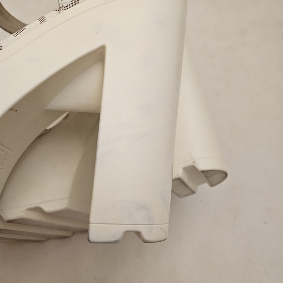 Guess Platform Heels Size 8 White - Picture 5 of 8